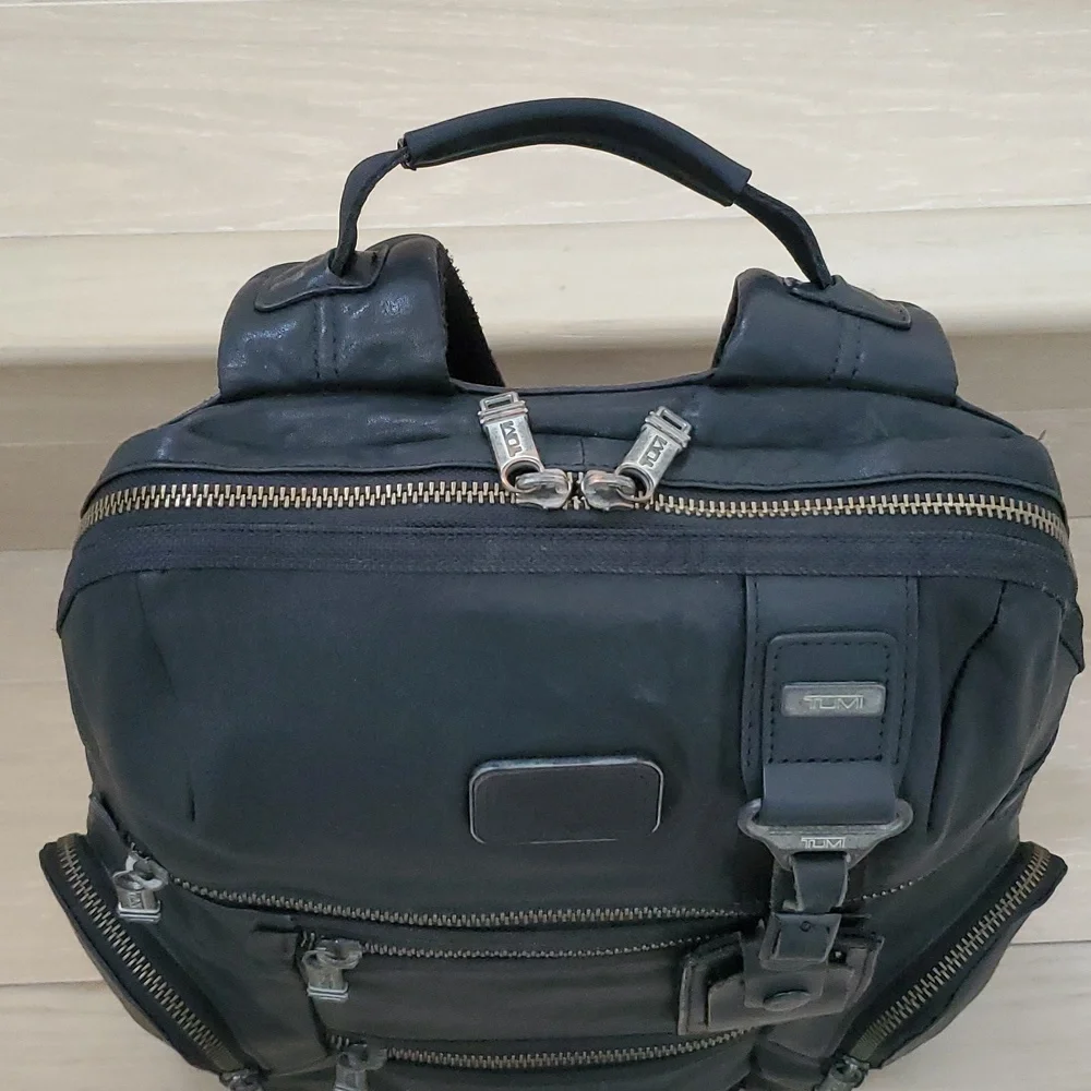 Rare Collectable: Tumi Alpha Bravo Knox Genuine Leather Backpack in Black Pole